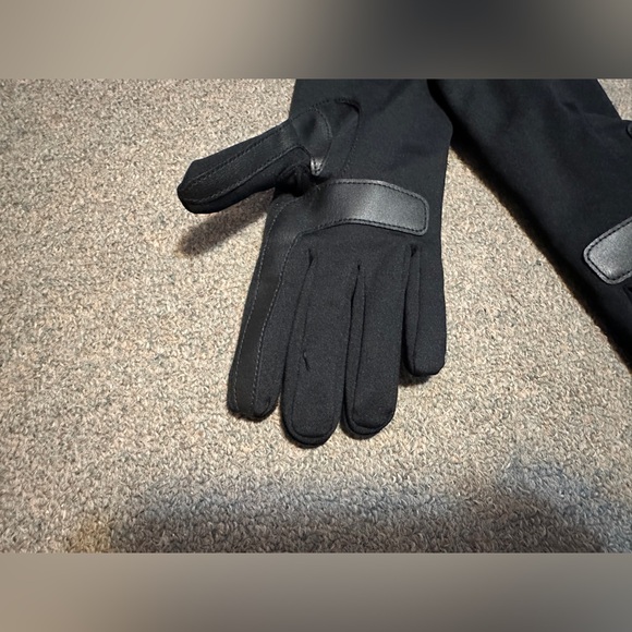 Isotoner Driving Gloves Women’s Smart Dri Smart Touch L/XL Washable Black - Picture 5 of 7